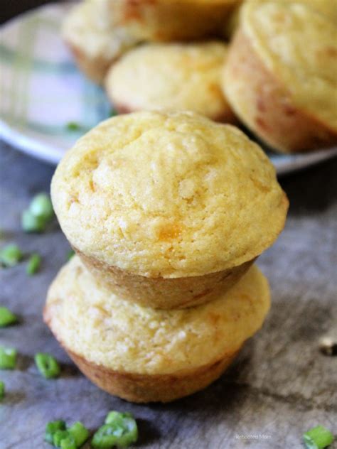 Creamed Corn Cornbread Muffins