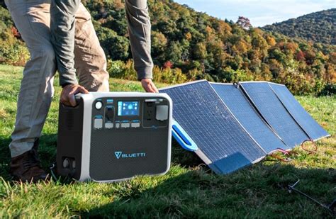 Bluetti PV200 Portable Power Solar Panel Charge On The Go Off Grid