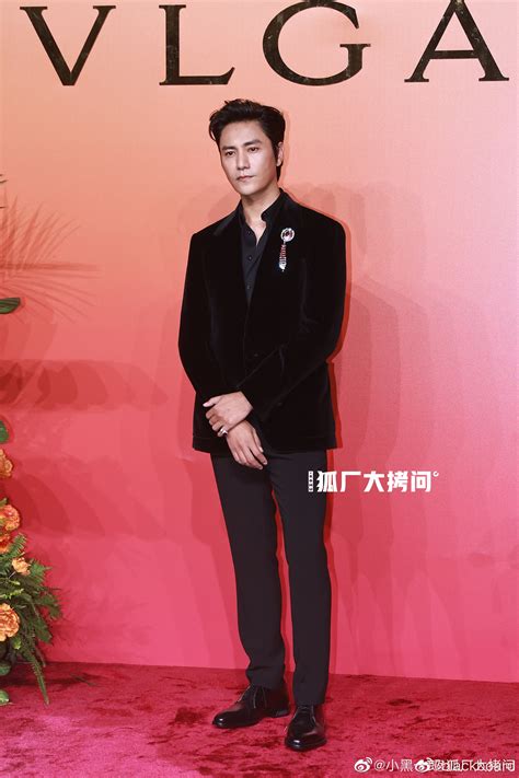 D N Sao Kh Ng B S Ki N Hot Nh T Cbiz H M Nay Tri U L T Ng L I Chi M Tr N Spotlight