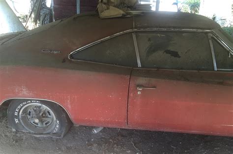 Barn Find 1969 Dodge Daytona Charger Discovered In Alabama Hot Rod