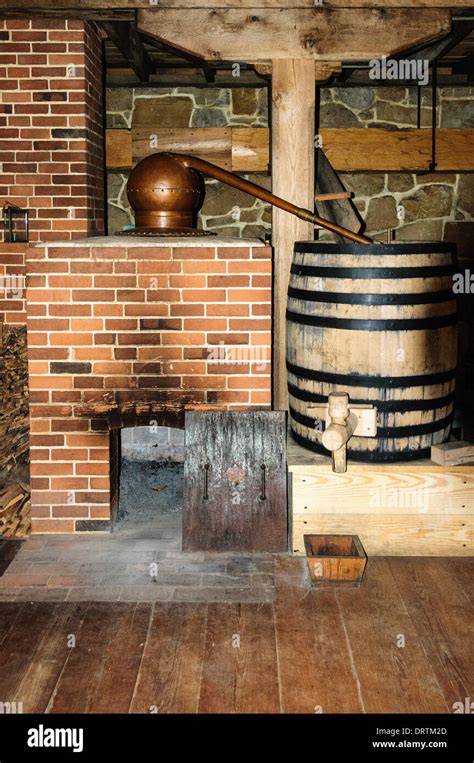 George washington's distillery interior hi-res stock photography and ...