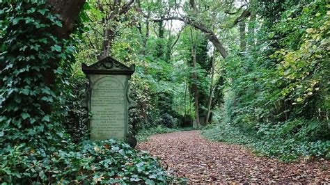 Hull Cemetery Pub And Church Added To City S Heritage List Bbc News