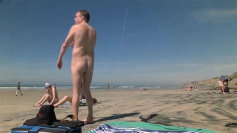 Extremely Hot Beach SPH CFNM ThisVid