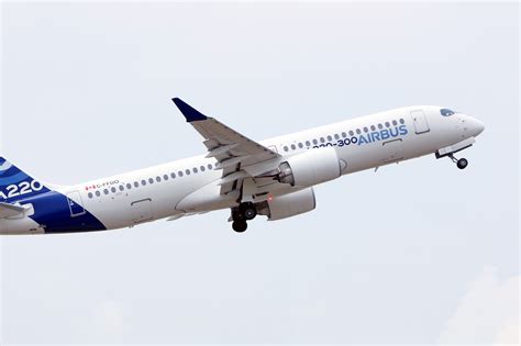 Analysts and Airbus at odds over Airbus A220-500 launch date - AeroTime