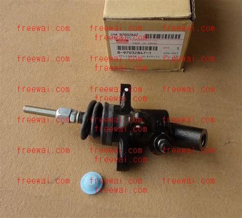 Clutch Slave Cylinder For Isuzu Hf Engine On Nkr Npr Truck