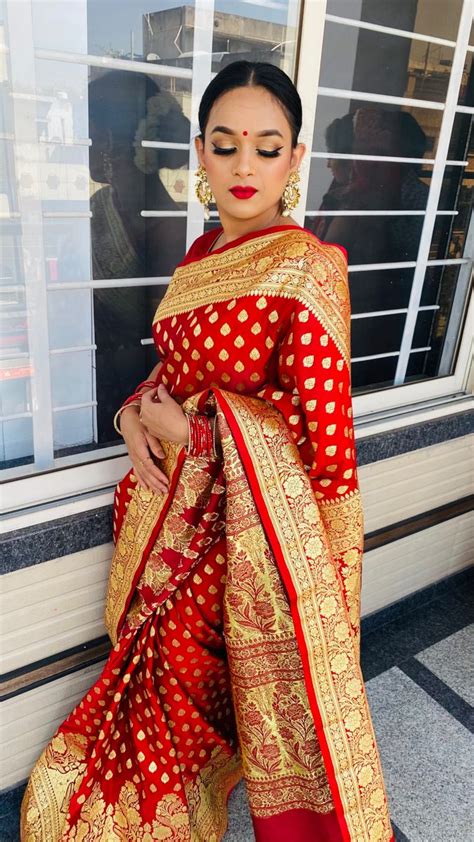 Red Banarasi Saree Outfit Red Lips Makeup Look Outfits Matching Outfits