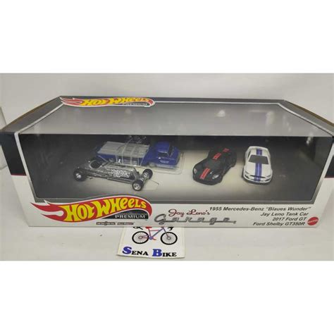 Jual Hot Wheels Premium Diorama Jay Leno S Garage Mercedes Benz Hauler Tank Car Ford GT