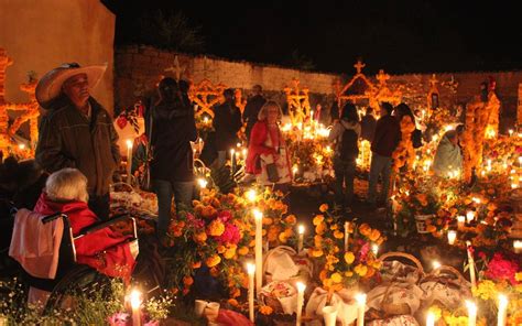 P Tzcuaro Se Prepara Para La Noche De Muertos El Sol De Morelia