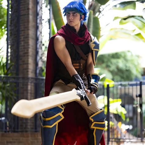 My Ike cosplay : r/fireemblem