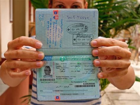 steps  applying  saudi arabia family visit visa work study visa