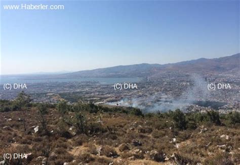 İzmir de Otluk Alanda Yangın Son Dakika