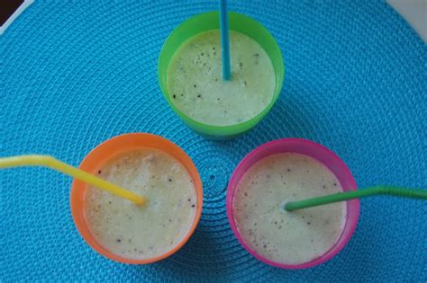 Green Fruit Smoothie - Nour Zibdeh