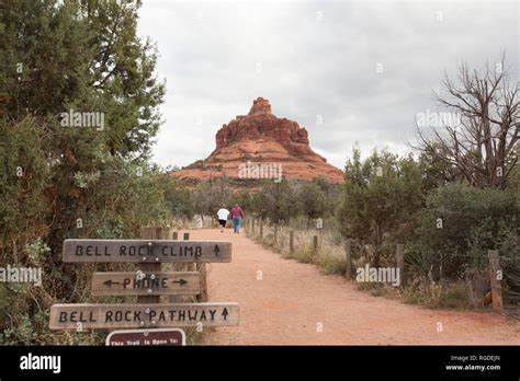 view of sedona arizona along bell rock trail Stock Photo - Alamy