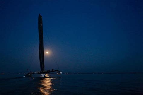 Setting A New Race Record Spindrift 2 Crosses The Finish Line In The