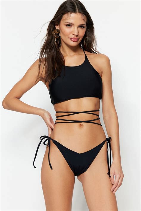 Trendyolmilla Siyah V Kesim High Leg Bikini Altı TBESS23BA00007 Fiyatı Yorumları Trendyolmilla