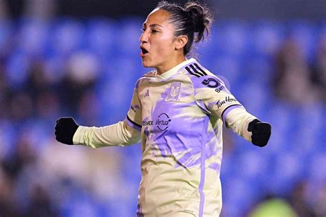 Stephany Mayor es la nueva goleadora histórica de Tigres Femenil