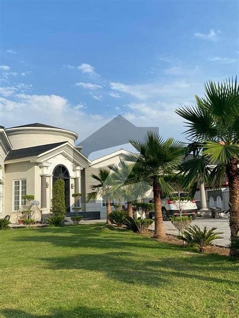 An Excellent Farm House Gulberg Greens Is Available For Sale Gulberg