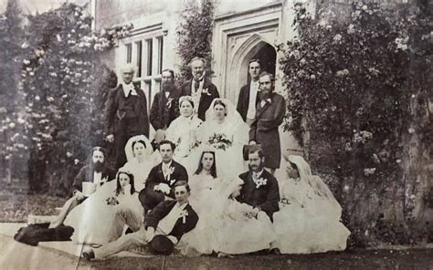 Jerusalem woman's Victorian photo album is surprise historical Jane ...