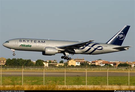 EI DDH Alitalia Boeing 777 243ER Photo By Marco Zanazzo ID 288294