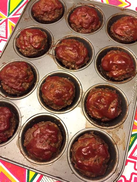 How To Make Meatloaf In A Muffin Tin Mini Meatloaves Meat Loaf Recipe Easy Recipes