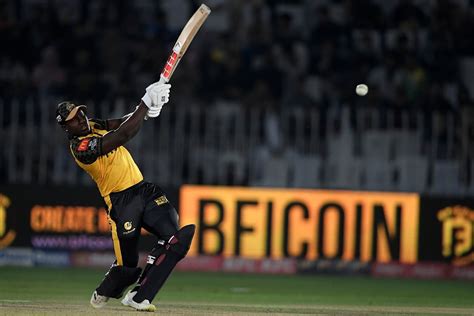 Peshawar Zalmi Survive Mohammad Amirs Early Strikes To Post 197 5