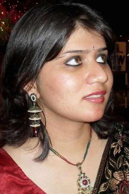 Housewife In Red Saree Beau Hot Cute