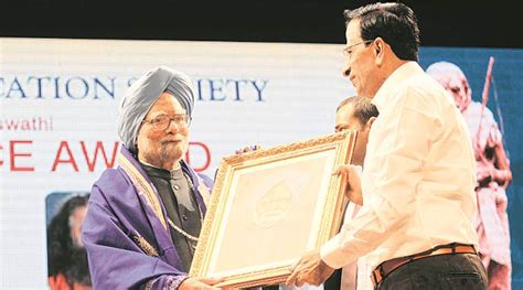 South Indian Education Society award for Manmohan Singh | India News ...