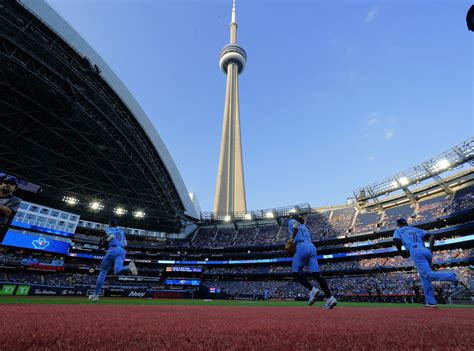 Blue Jays City Connect Jerseys Debut With Toronto Skyline Theme Bvm Sports