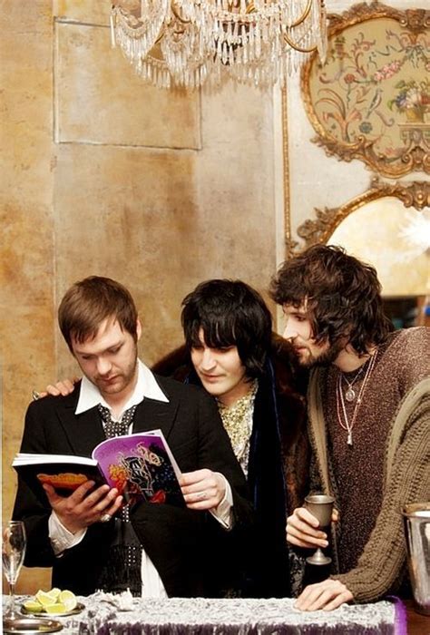 Pin By Pinner On Noel Fielding The Mighty Boosh Julian Barratt Noel