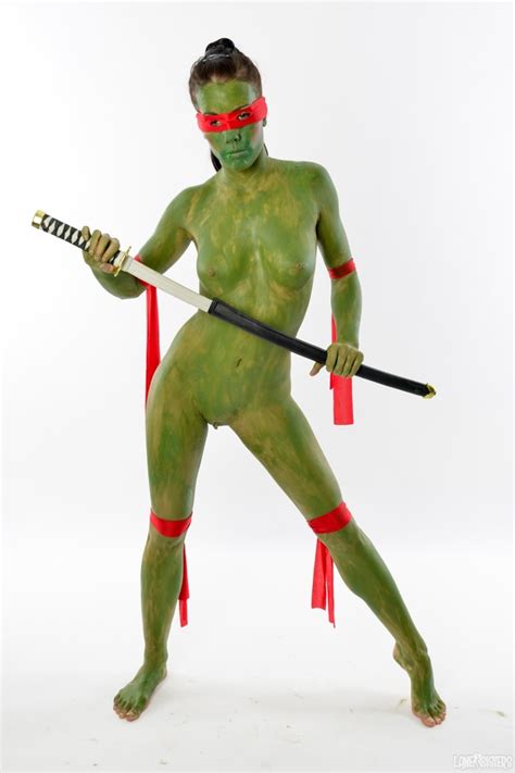 Sexy And Wild Brunette Covered In Green Bod XXX Dessert Picture 6