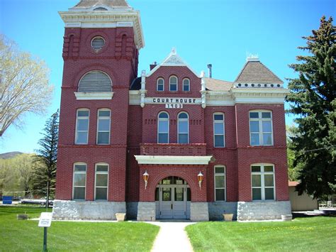 100 Historic Buildings in Utah: #34 Piute County Courthouse