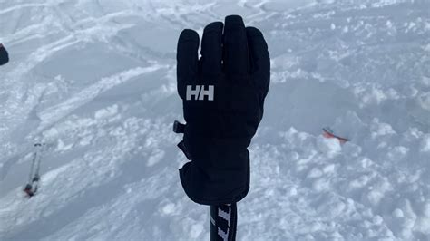 Helly Hansen Swift HT Ski Gloves review: compact, cozy shields against ...