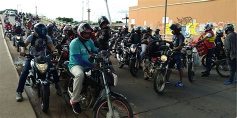 Ap S Morte De Motoboy Motoristas Fecham Ponte De Rio Branco Durante