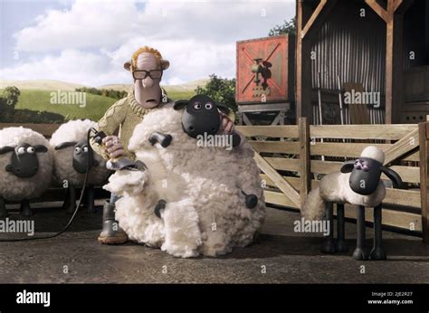 THE FARMER, SHIRLEY, SHAUN, SHAUN THE SHEEP MOVIE, 2015 Stock Photo - Alamy