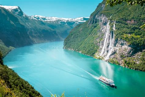 5 of the best fjord cruises from Bergen - Routes North