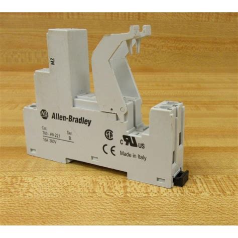 Allen Bradley 700 Hn221 Relay Socket 700hn221 Wlock New No Box Mara