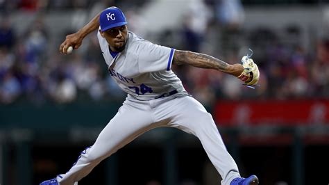 Kansas City Royals add RHP Mason Black in trade with Giants | Kansas