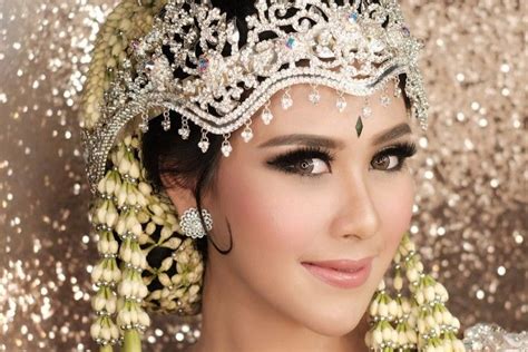 Riasan Pengantin Adat Sunda Yang Memiliki Makna Sakral