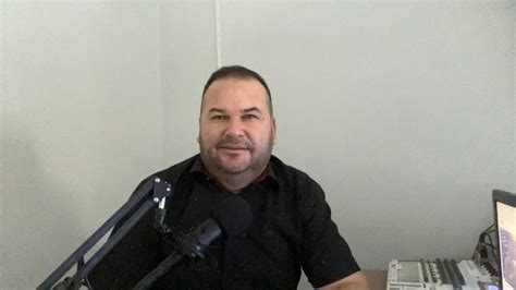 Pastor Haroldo Ribeiro está transmitindo ao vivo YouTube