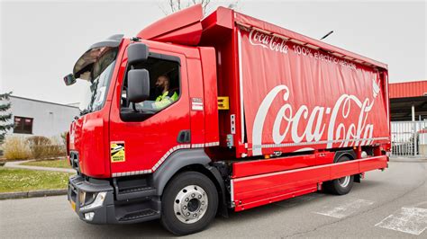 Coca Cola va désormais assurer ses livraisons locales avec 3 camions