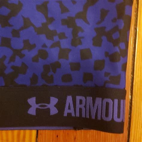 Under Armour Sports Bra Size Xs Black And Blue Has Depop