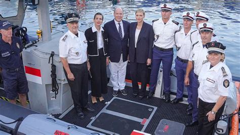 Albert de Monaco Charlene et Charlotte Casiraghi la réunion speciale