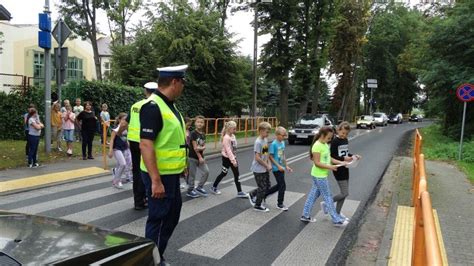 Bezpieczna Droga Do Szko Y Policja Zapowiada Dodatkowe Kontrole