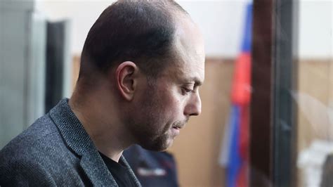 Jailed Kremlin Critic Kara Murza Charged With Treason The Moscow Times