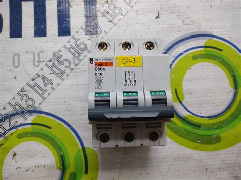 Used MERLIN GERIN C60A MULTI9 C16 3 POLE CIRCUIT BREAKER for Sale at ...