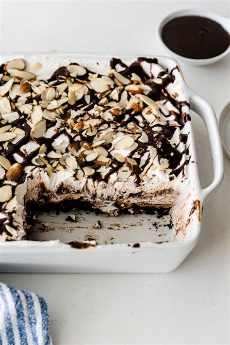 No Bake Mocha Mud Pie Dessert - Crazy for Crust