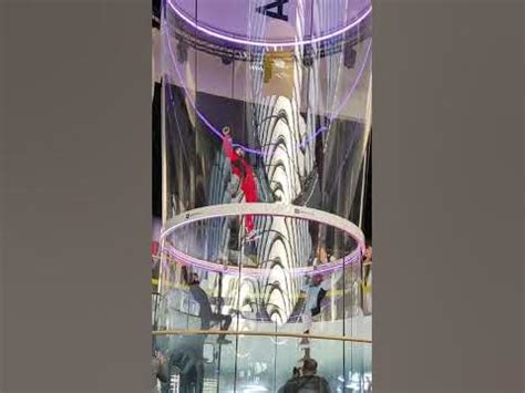 Аеротруба в ТРЦ Республіка - YouTube