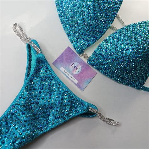Bikini de compétition de bleu location