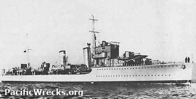 pacific wrecks hms encounter underway   crew members   bow