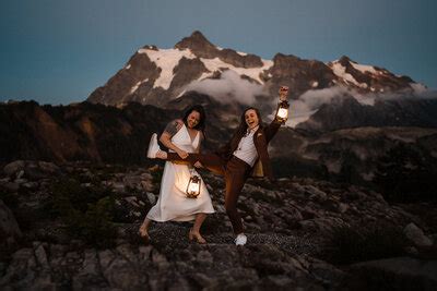 Your Washington Elopement Photographer Between The Pine